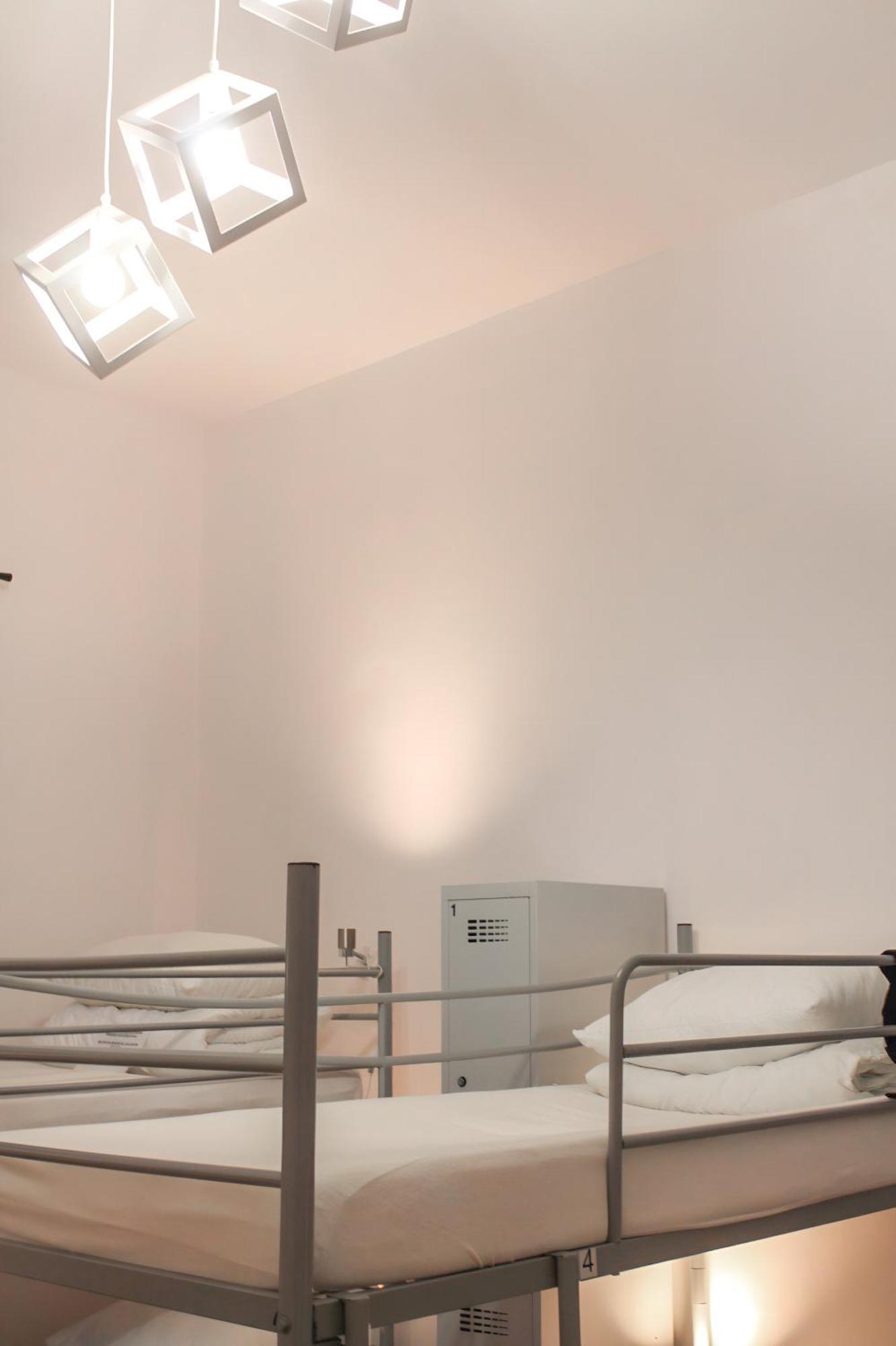 Warsaw Hostel Centrum Private Rooms & Dorms מראה חיצוני תמונה